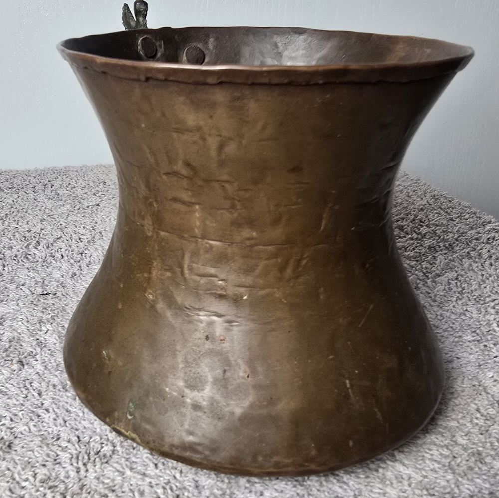 Vintage Copper Pitcher Jug Hammered Brass Rooster Chicken Handle - Picture 5 of 8